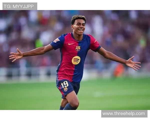 五大联赛中仅有巴黎和巴萨有望争夺四冠荣誉的赛季分析